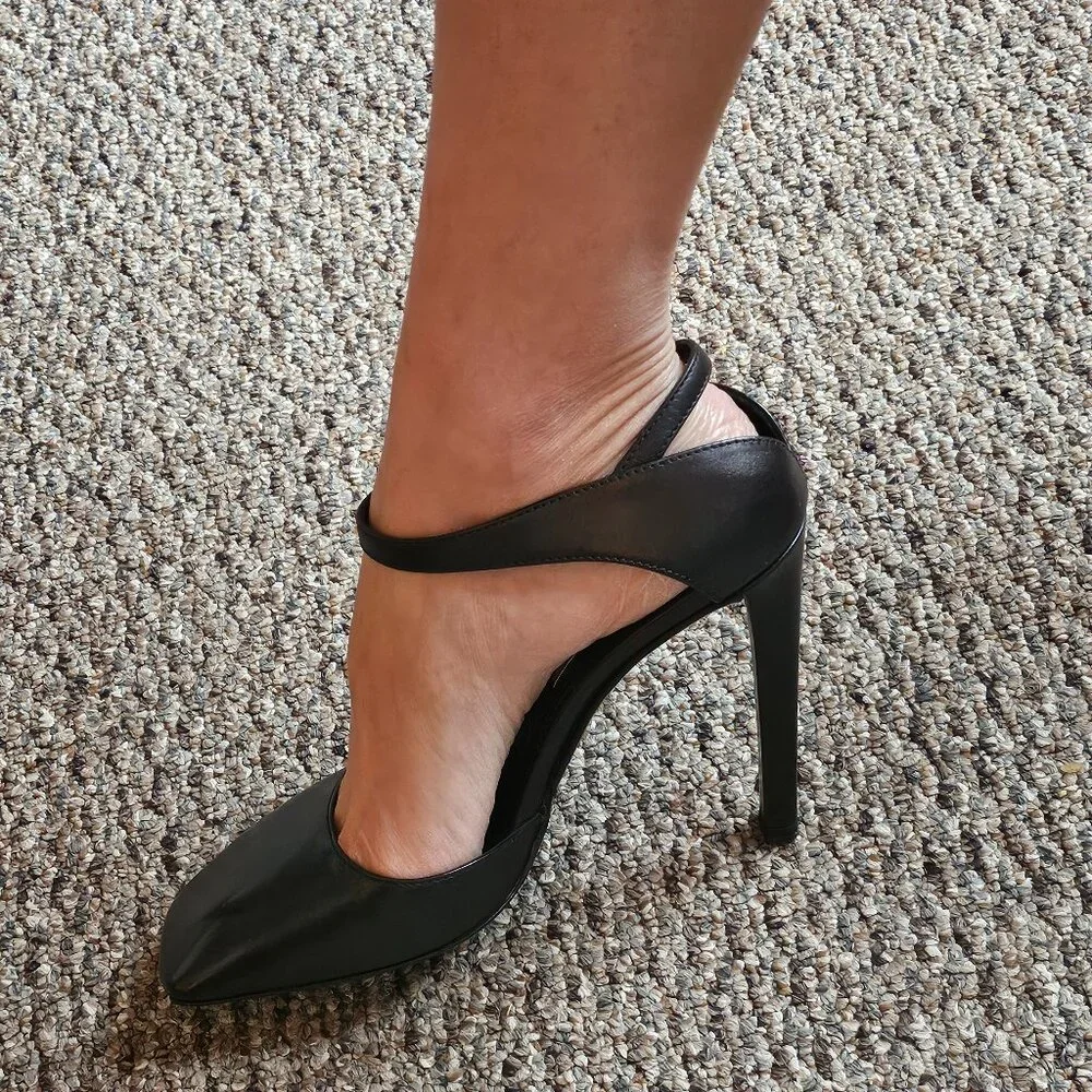 Prada Black Leather Platform Slingback Pumps with Gold Logo - Picture 6 of 6